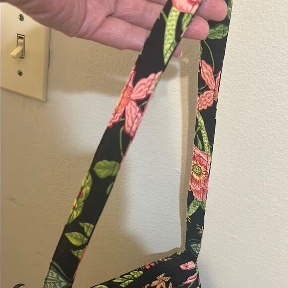 Vera Bradley Black and Pink Floral Crossbody Bag - Picture 5 of 15